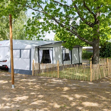 Camping & Erlebnis Resort Jersleber See - Jersicamper Mit Seeblick Jersleben Ngoại thất bức ảnh